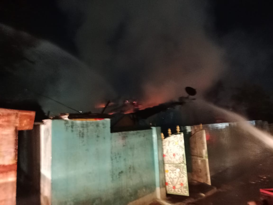 (जबलपुर) सर्वोदय नगर में एक मकान में लगी आग